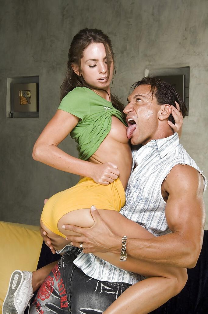 16P Teen Naomi anal adventure