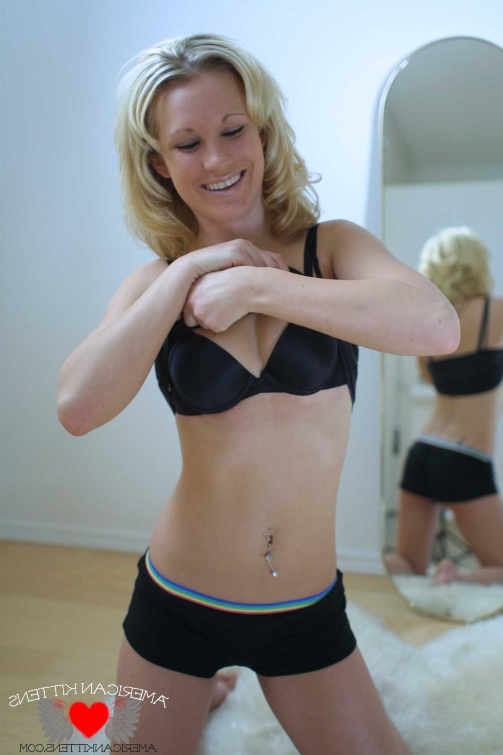 18P Loni black boy shorts