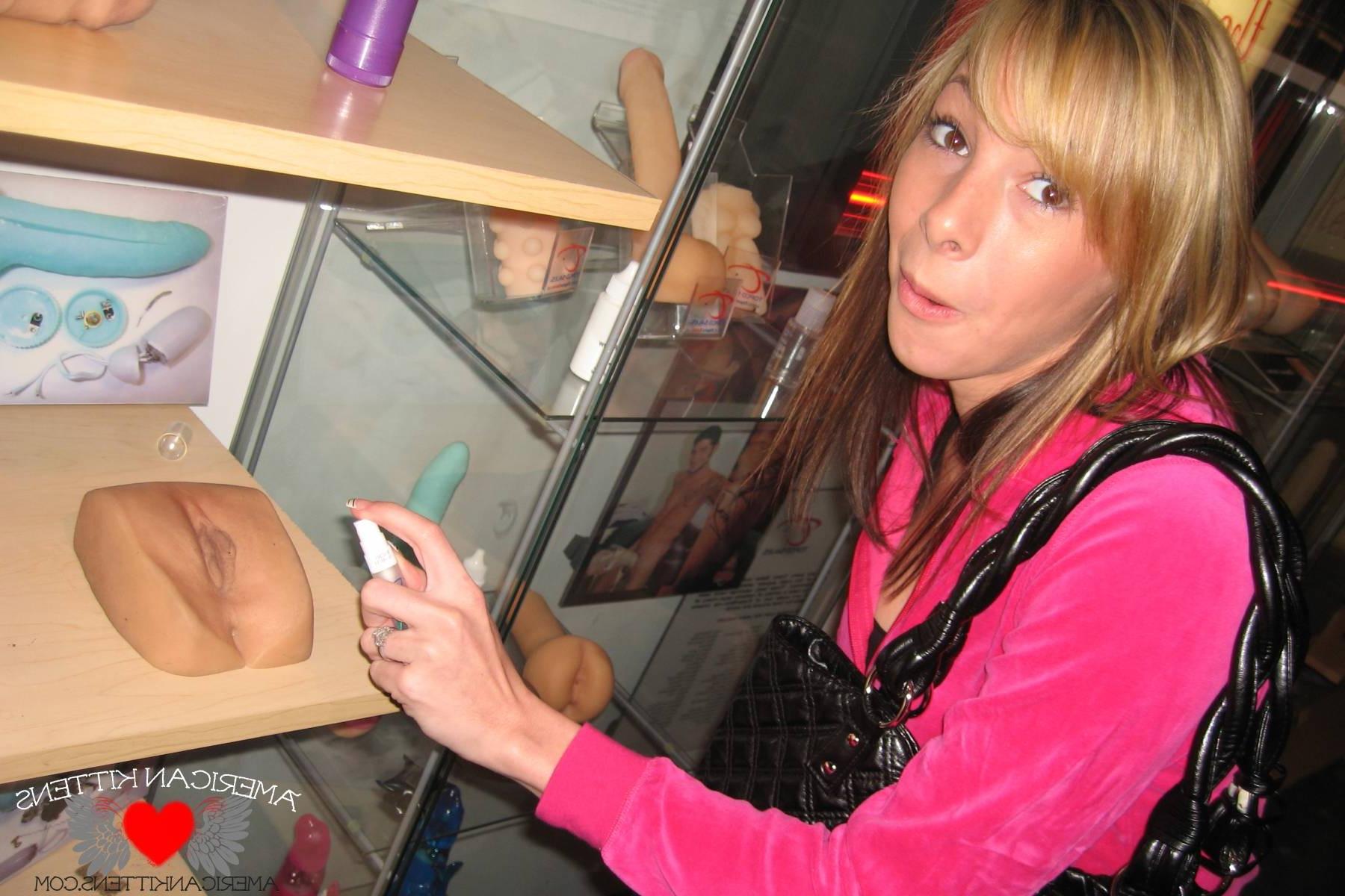 18P Kayden gets painted