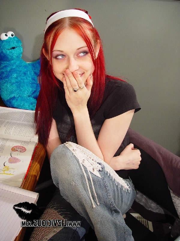 16P Cute redhead goth chick boned by her boss on the desk