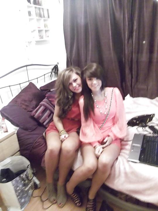 25P Hot babes 15