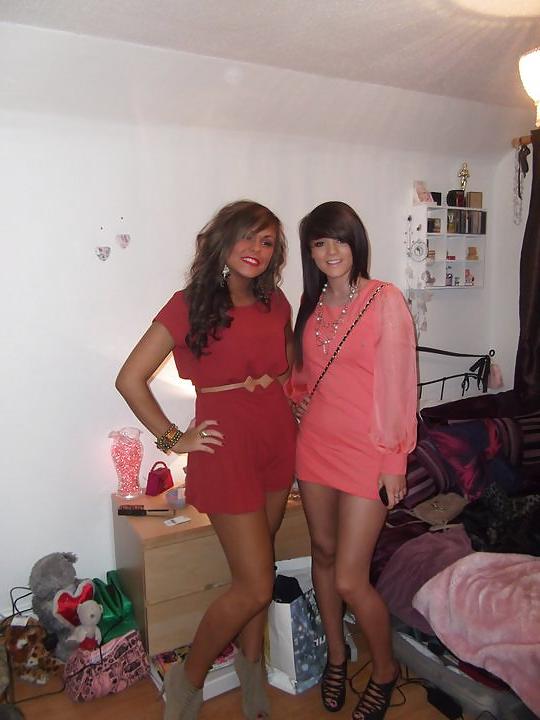 25P Hot babes 15