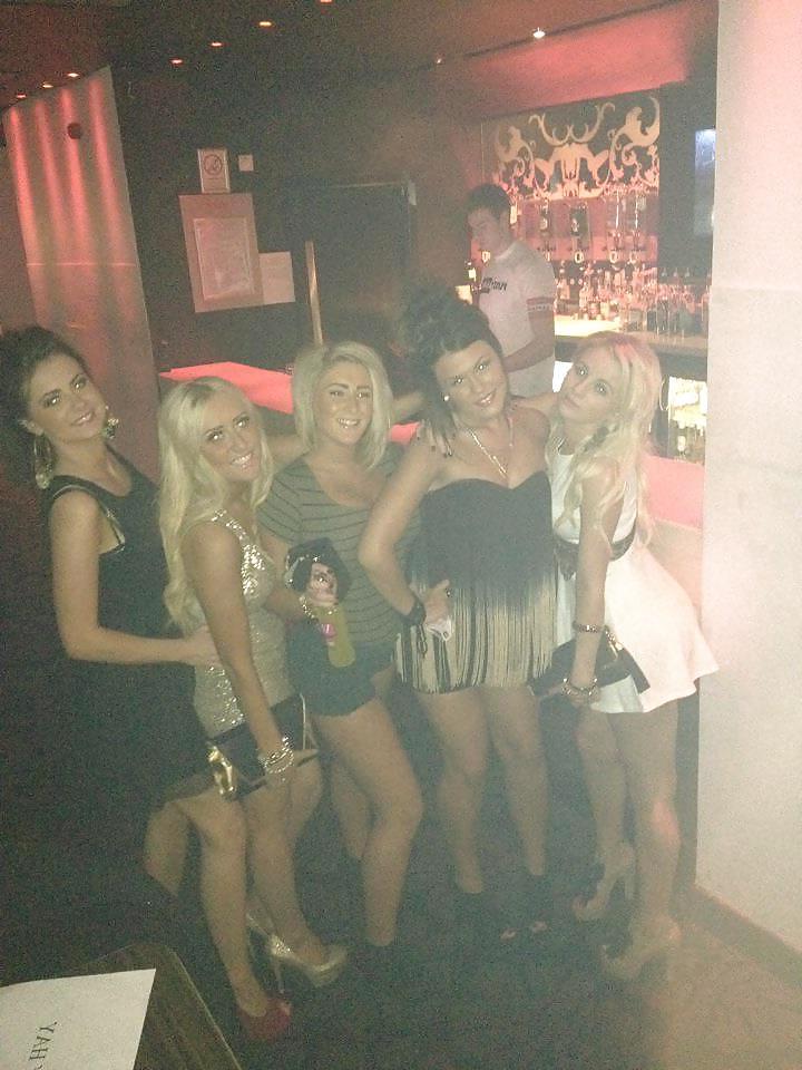 25P Hot babes 15