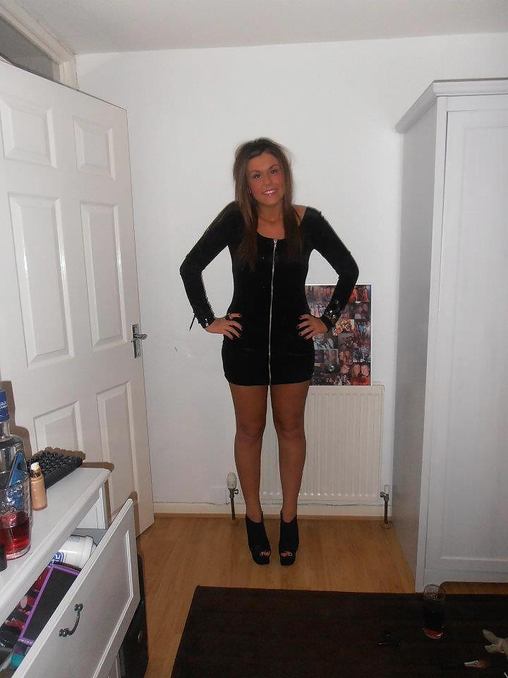 25P Hot babes 15