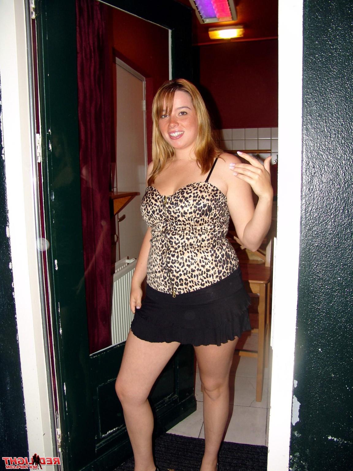 15P Guy pays for a hooker in Amsterdams red light district