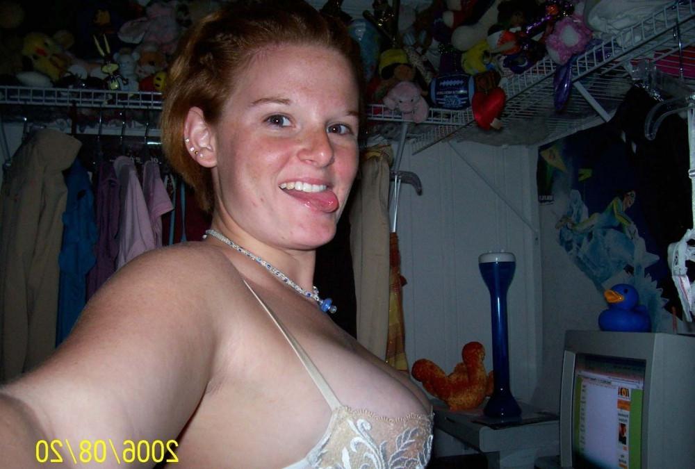 15P Horny Red Headed Mom