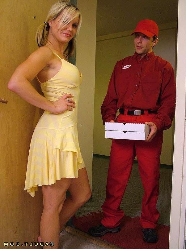 16P hungry babe sucking a pizza guys yummy dick