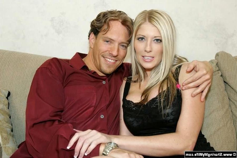 16P Bigtits blonde housewife fucked by a stranger