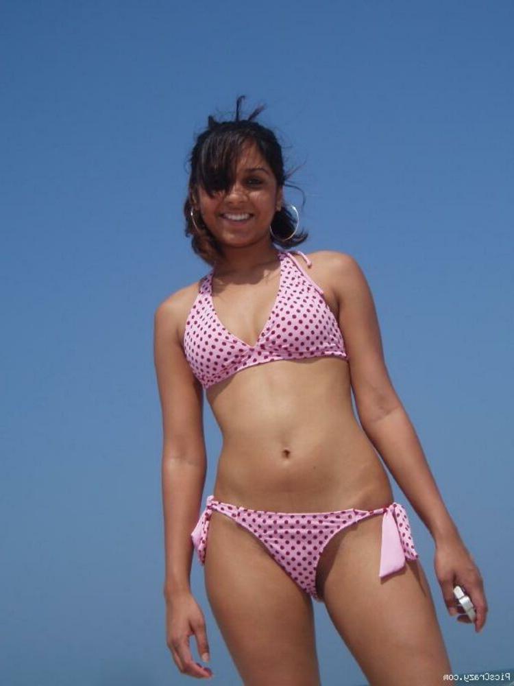 15P Real indian gfs are posing and naked gallery 38