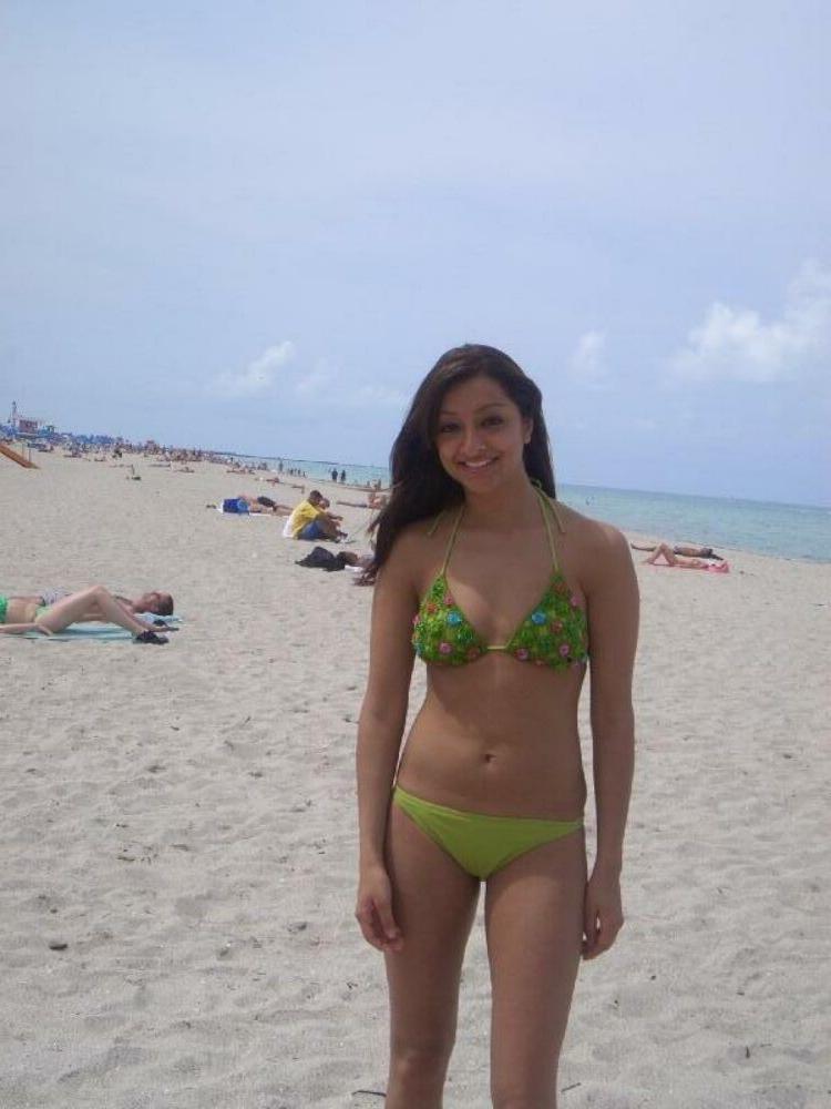 15P Real indian gfs are posing and naked gallery 38