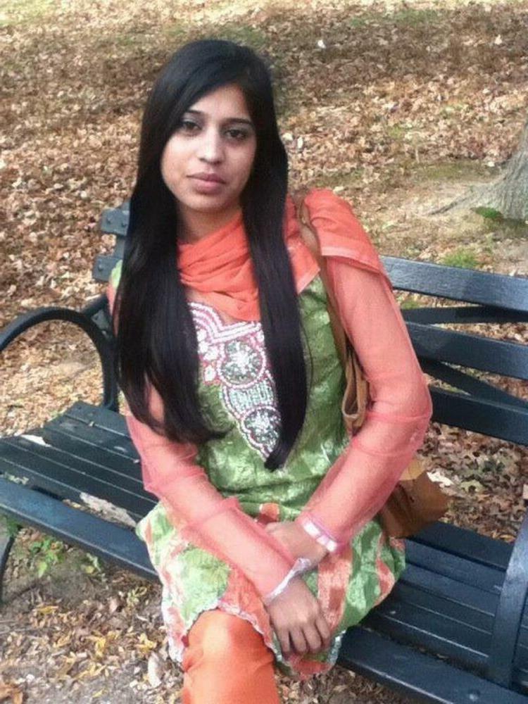 15P Real indian gfs are posing and naked gallery 63
