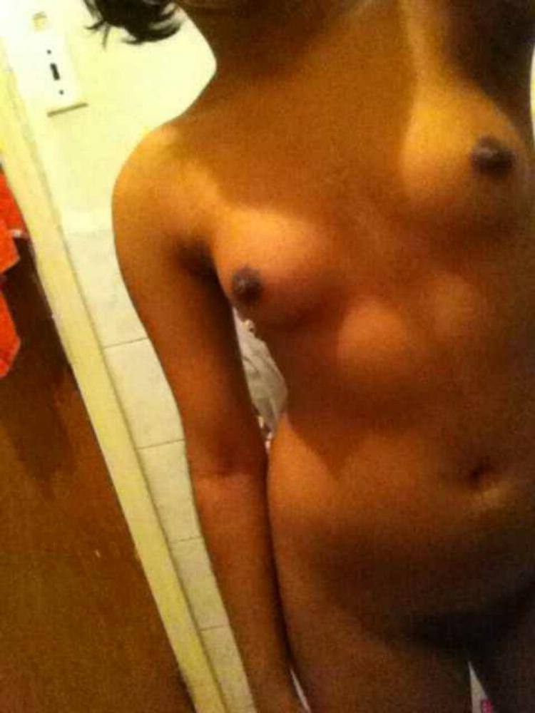 15P Real indian gfs are posing and naked gallery 27