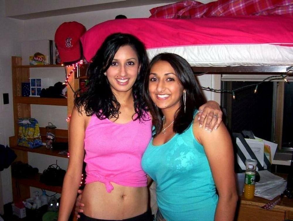 15P Real indian gfs are posing and naked gallery 61