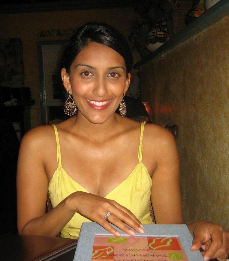 15P Real indian gfs are posing and naked gallery 10