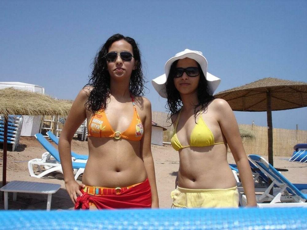 15P Real indian gfs are posing and naked gallery 10