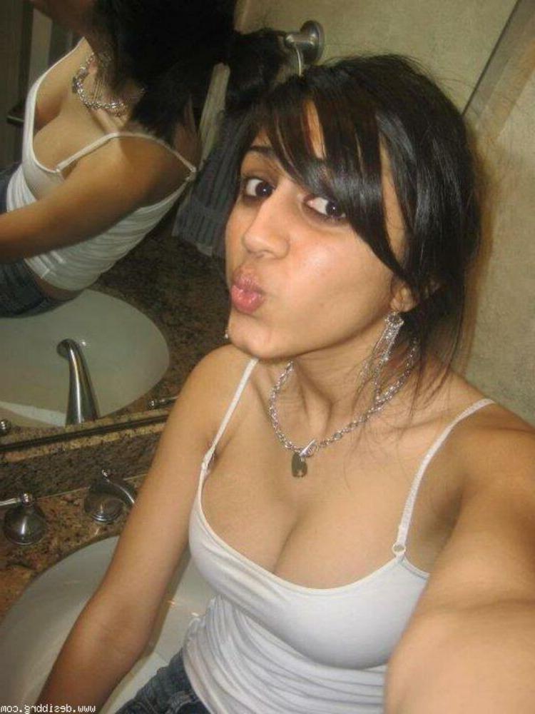 15P Real indian gfs are posing and naked gallery 34