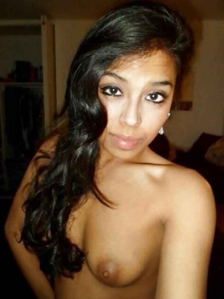 15P Real indian gfs are posing and naked gallery 26