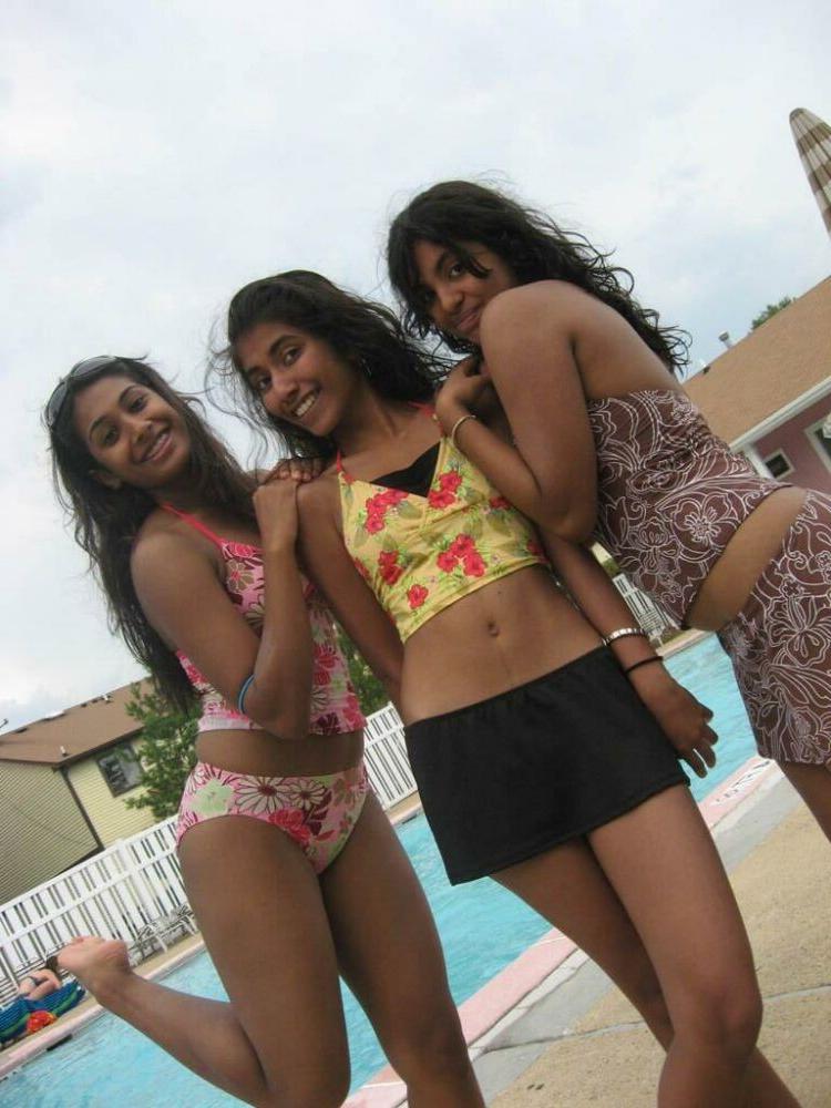 15P Real indian gfs are posing and naked gallery 55