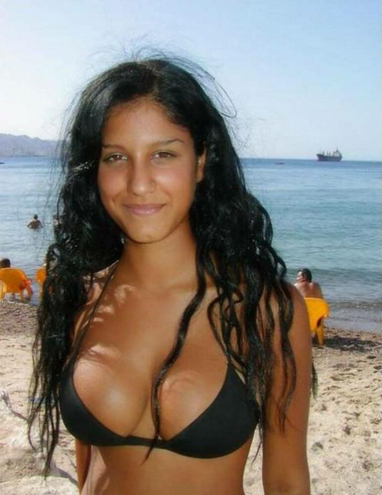 15P Real indian gfs are posing and naked gallery 28