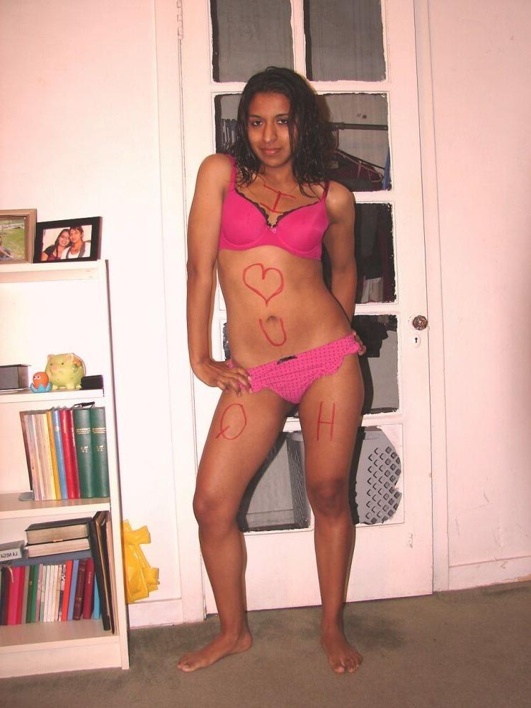 15P Real indian gfs are posing and naked gallery 65
