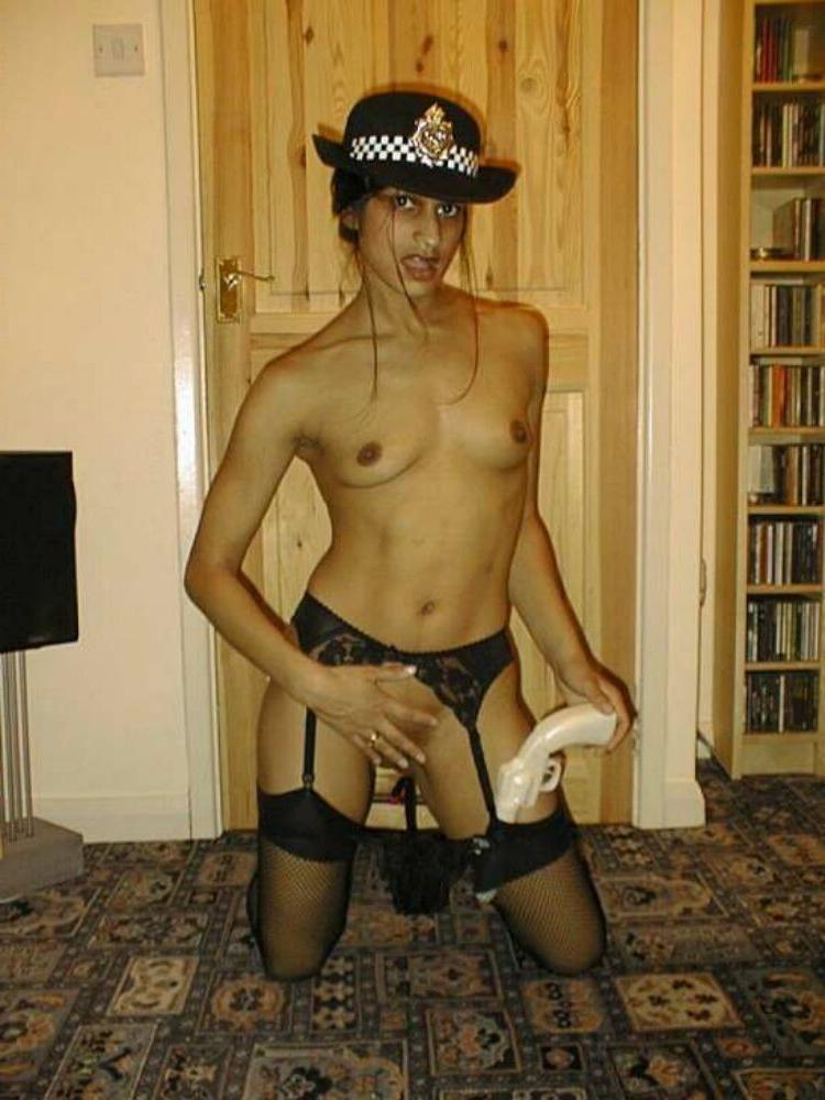 15P Exposed indian gfs are posing and fucking gallery 5
