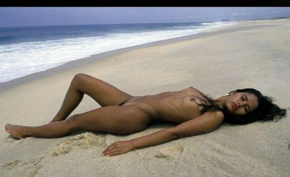 15P Real indian gfs are posing and naked gallery 51
