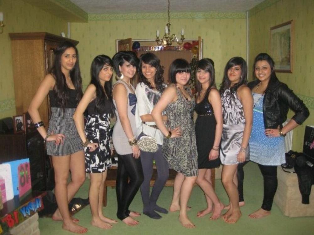 15P Real indian gfs are posing and naked gallery 41