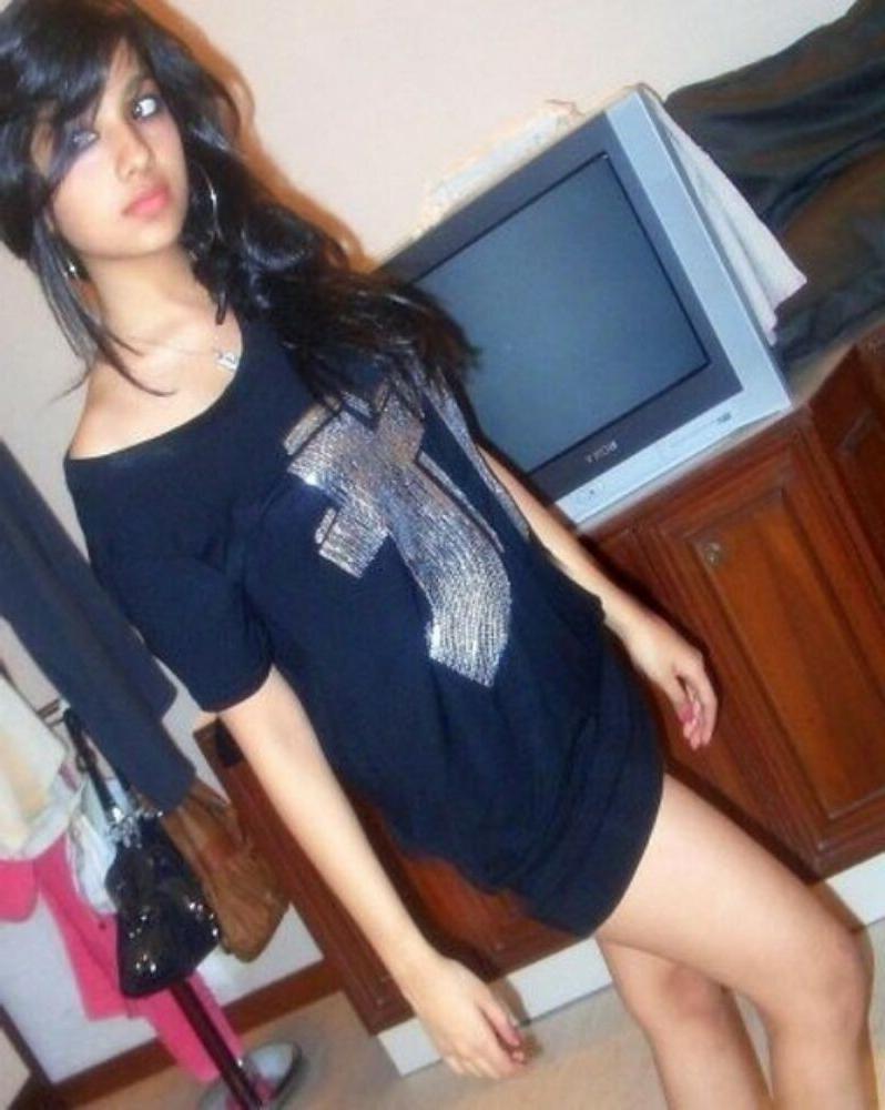 15P Real indian gfs are posing and naked gallery 30