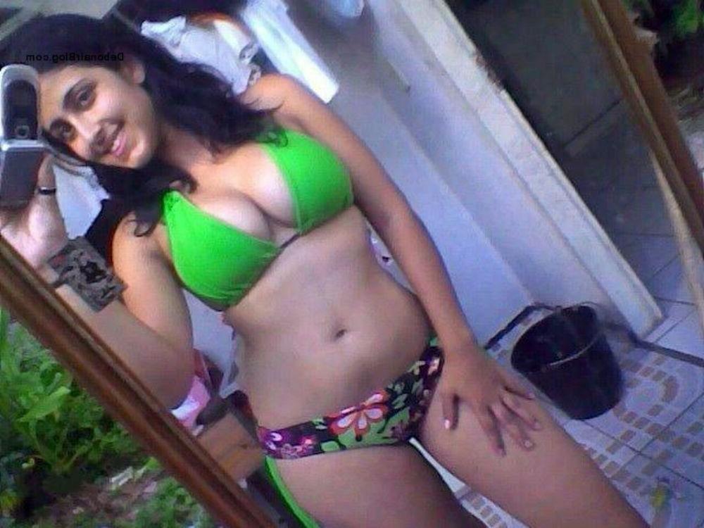 14P Real indian gfs are posing and naked gallery 45