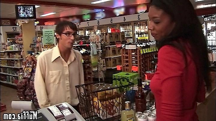 16P Naughty cashier gets reprimanded by her boss