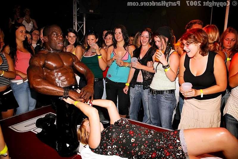 20P Black stripper tasting fresh teens pink pussies