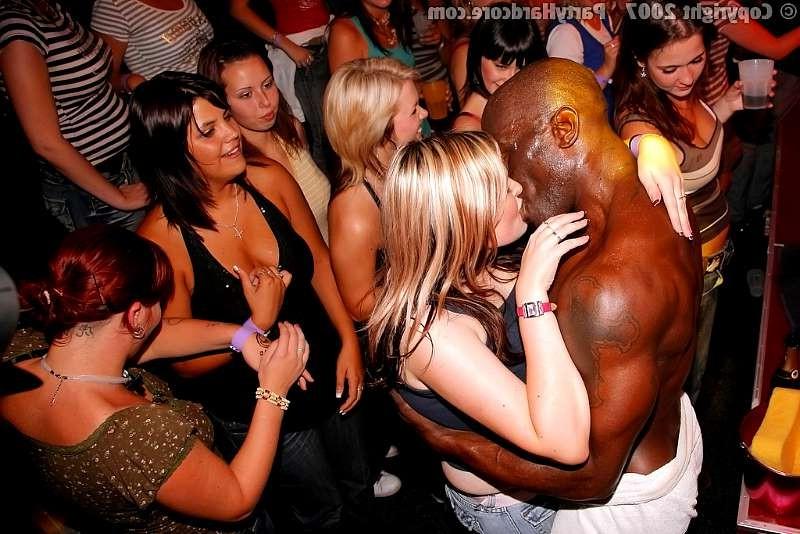 20P Strippers cocks make teens drool and wettens them