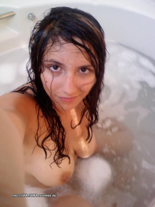 15P Spicy amateur Latina girlfriends in homemade pix