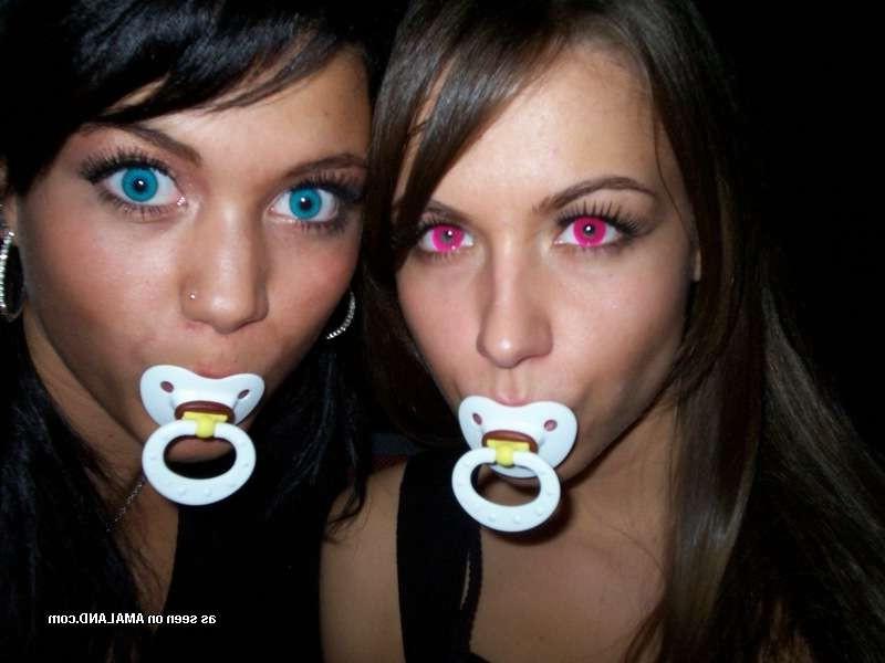 15P Amateur Latina teen girlfriends strip and tease in homemade pix