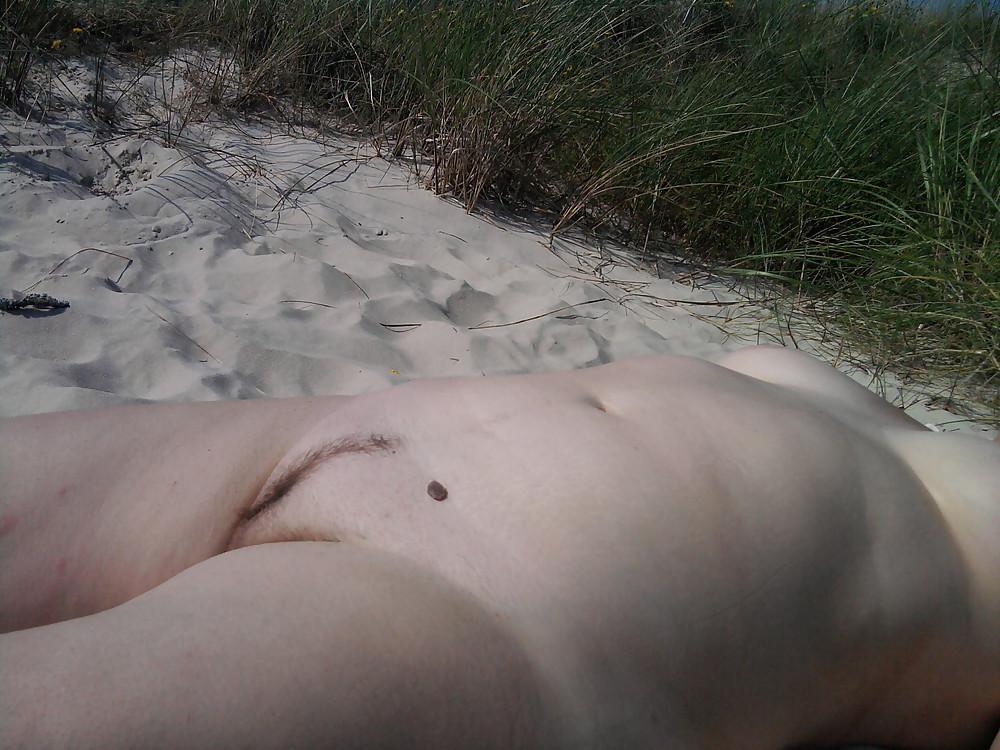 10P Erotic mature 45y.o. on the beach