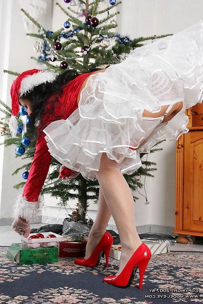 16P Model eve posing in Santa outfit