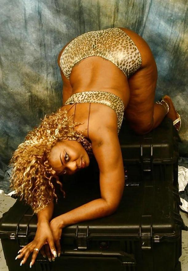 10P Ghetto Booty: Diamond Kisses