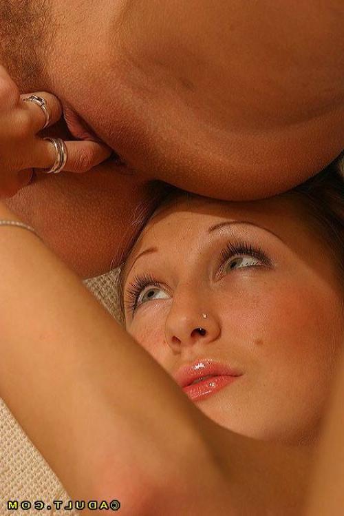16P Hot euro lesbian babes fingering &amp;amp; licking pussy