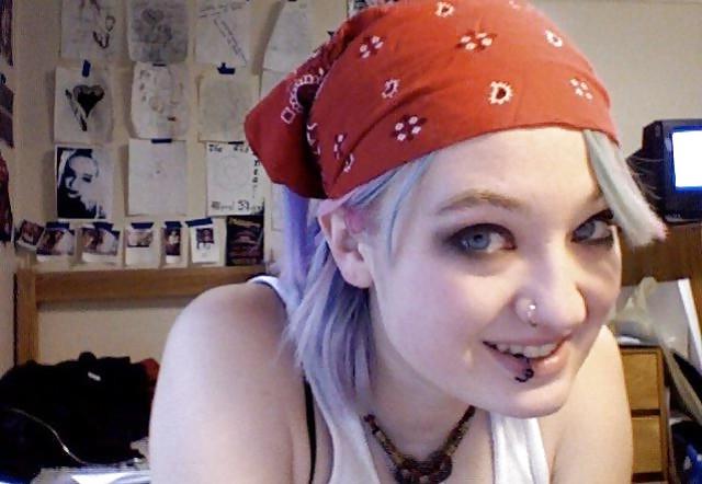 25P Hot Emo Cam Girl 