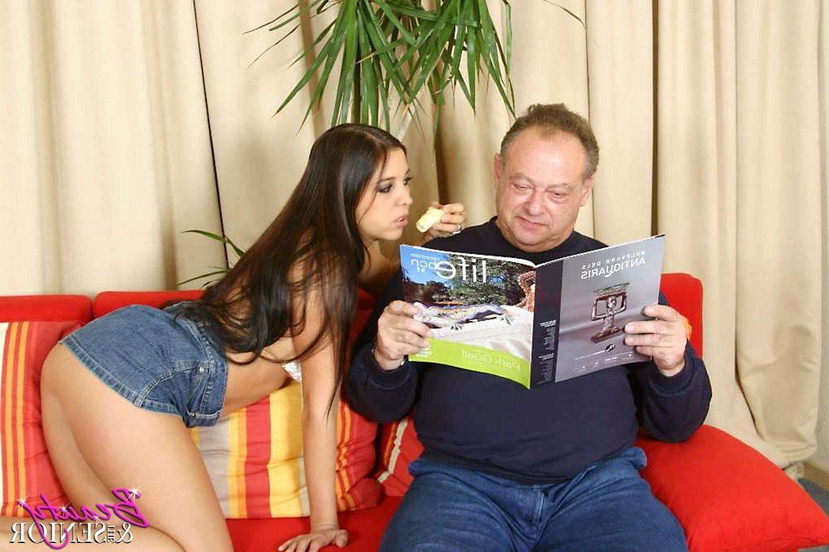 14P Brunette old man fucking a beautiful brunette babe