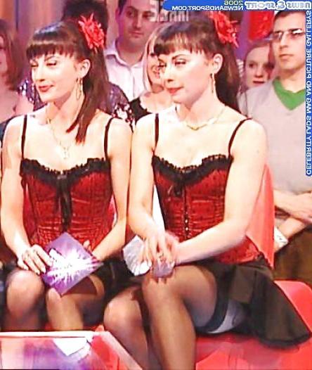 18P Cheeky girls in stockings