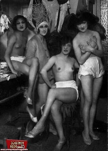 12P Several vintage ladies showing it all backstage