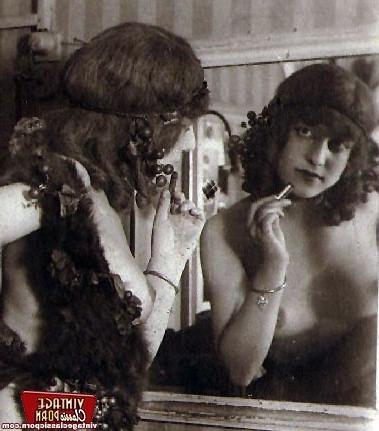12P Several vintage ladies showing it all backstage