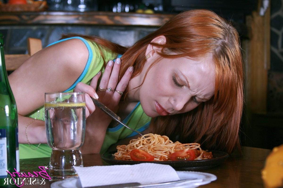 15P Senior waiter gets abused by a teenage customer