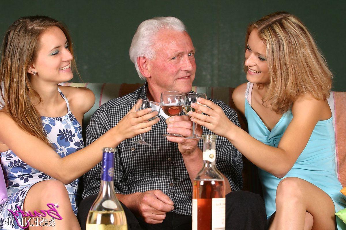 14P Horny grey senior enjoys two sweet babe pussies