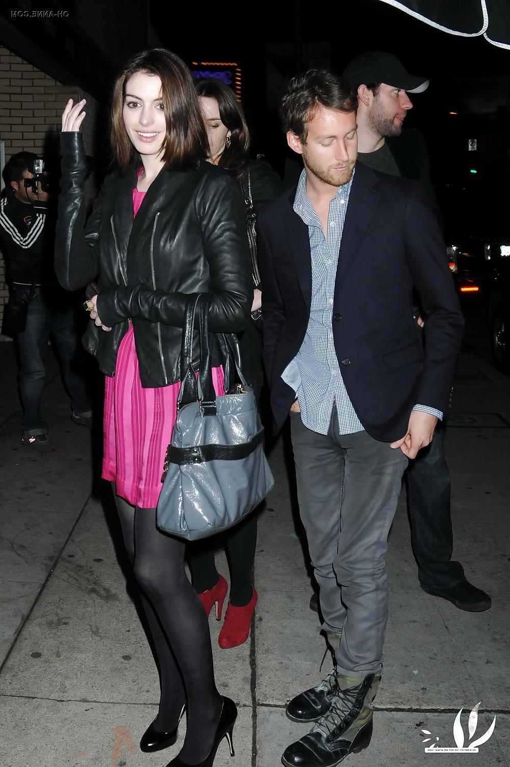 25P Celebrities in Hose