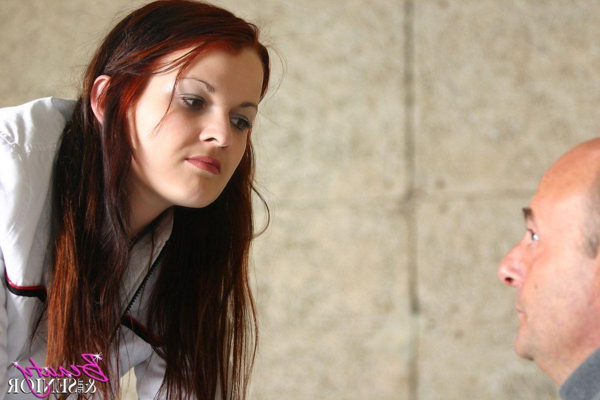 14P Senior teacher fucking a beautiful teenage girl
