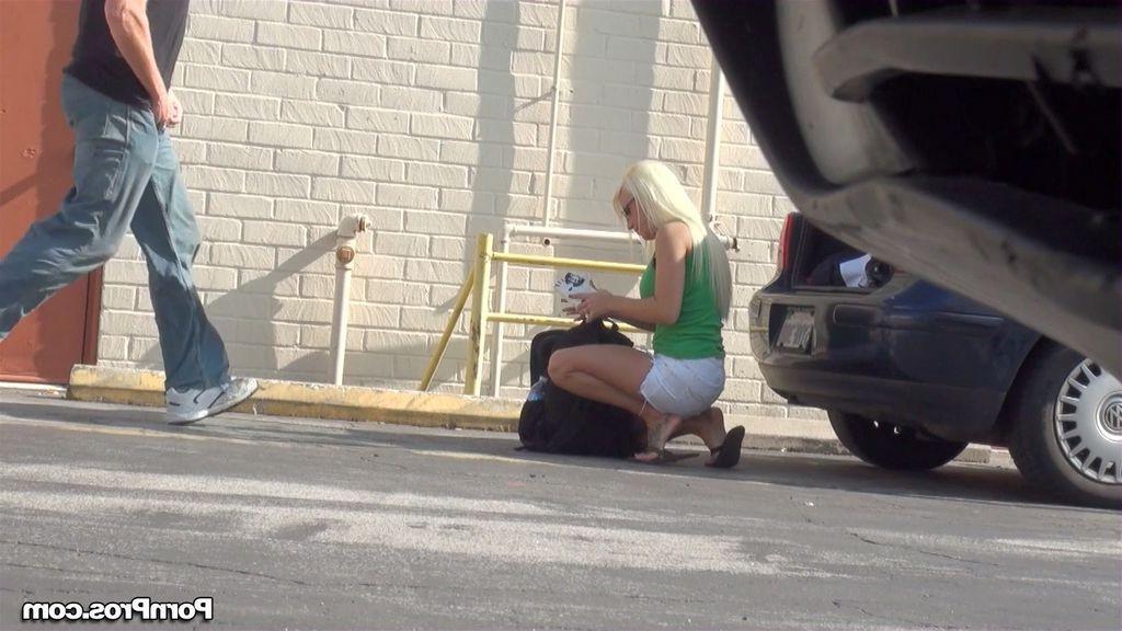 12P Pornstar Jacky Joy getting pranked by a stalker