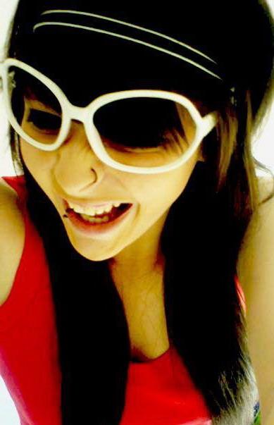 15P Pierced emo teen girlfriends in selfpics