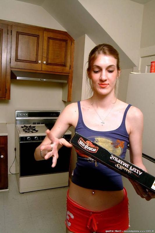 15P Teen eating pizza fingers her cunt